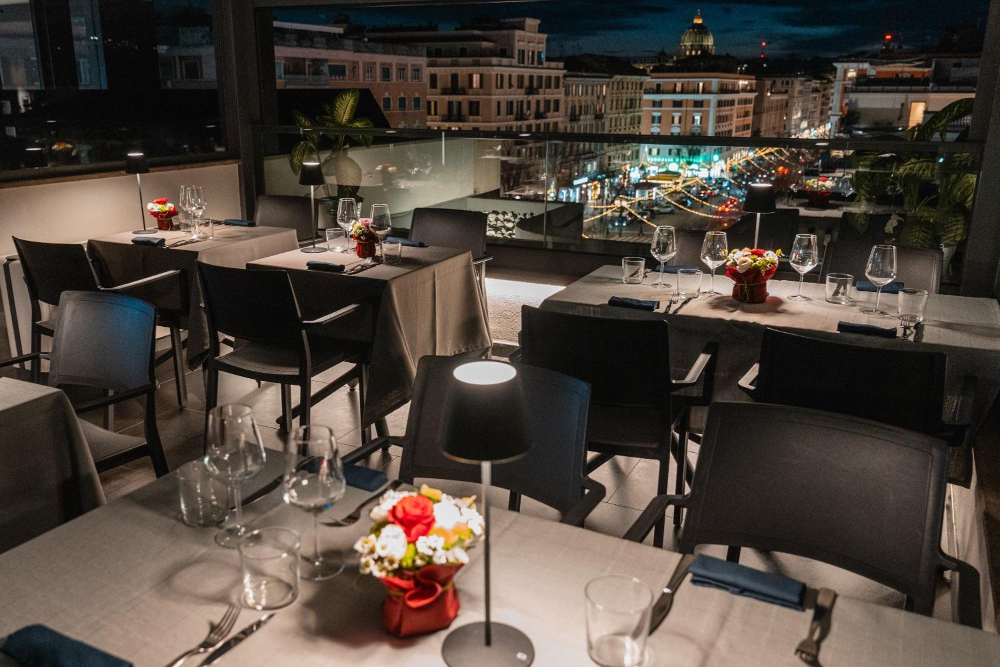 Twentyone Hotel Roma Esterno foto
